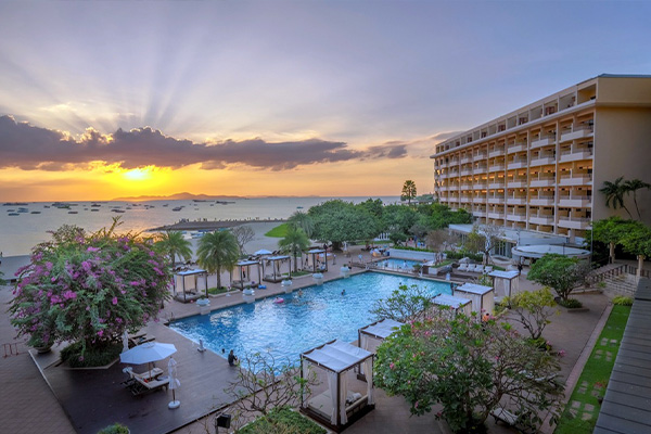 Dusit Thani Pattaya