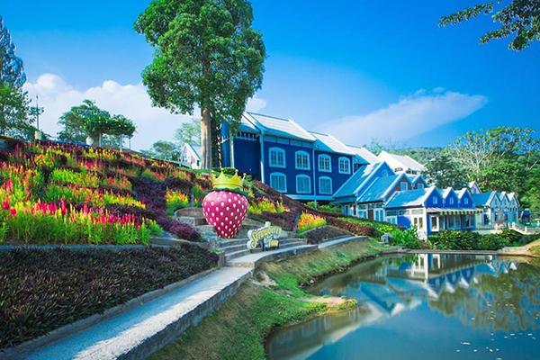 Brookside Valley Resort, Rayong