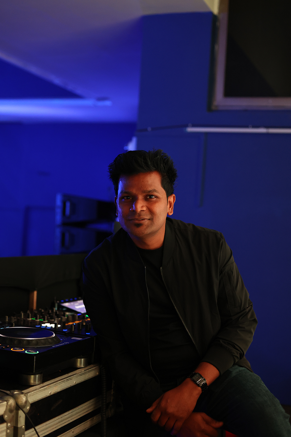 dj-sanjay-00.jpg