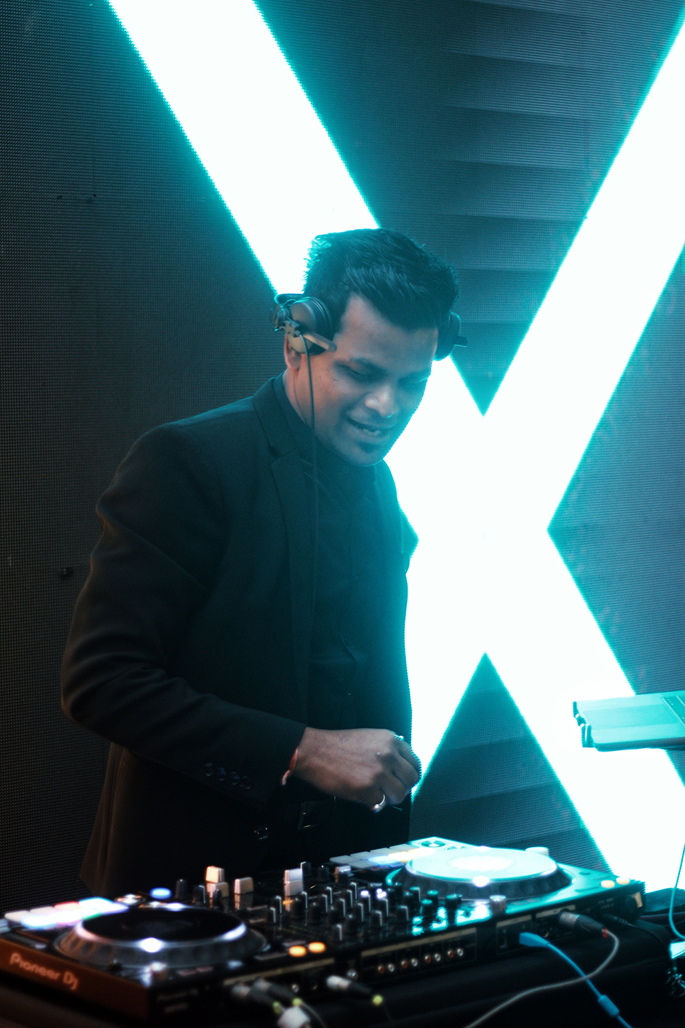 dj-sanjay-06.jpg