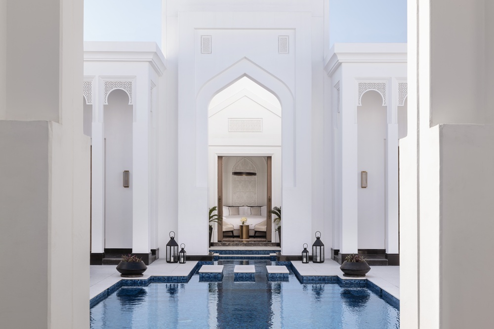 raffles-al-areen-palace-bahrain-12.jpg