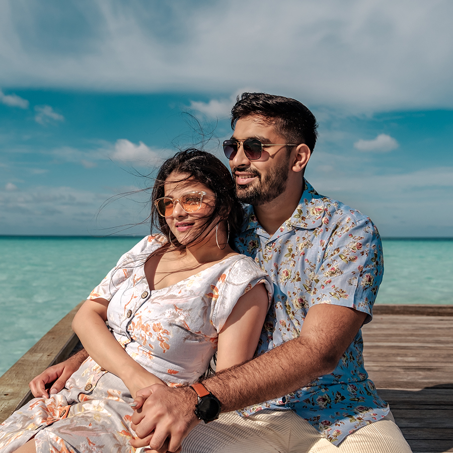 Surrounded by the tropical beauty of Maldives, this couple beat the ...