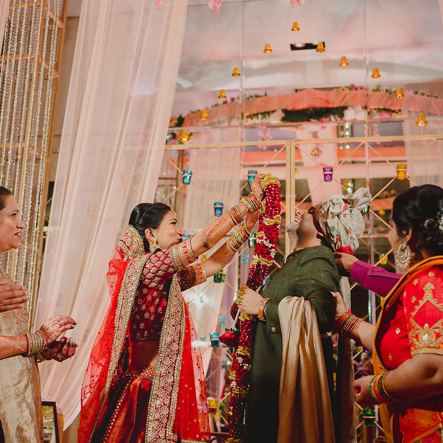 This lockdown wedding at an adventure resort in Lonavla was an intimate ...