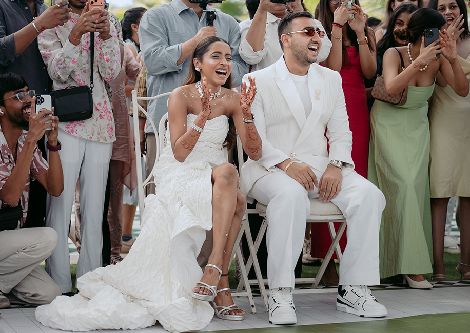 A sporty celebration for a Bollywood-loving couple