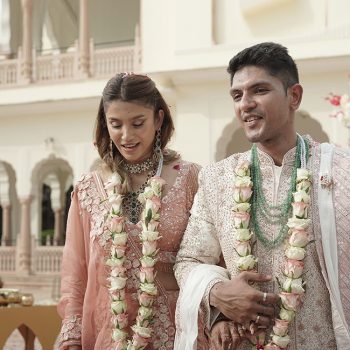 This Jaipur wedding saw resplendent decor and festivities blended with adorable family moments!