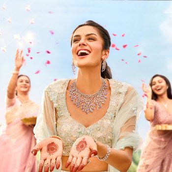 Amp up the glamor quotient at your wedding with glittering diamonds from Rivaah by Tanishq!