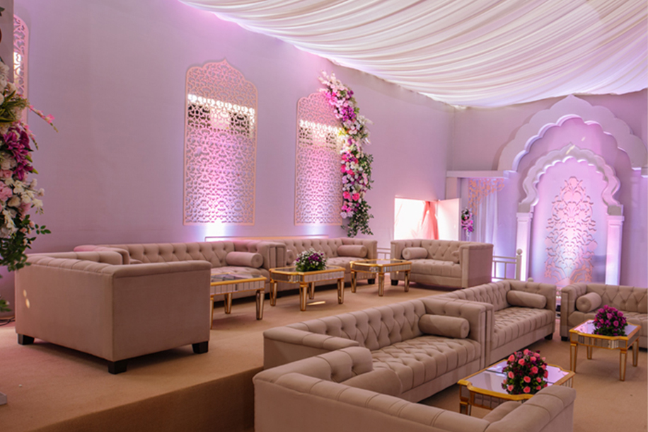 A traditional wedding Vidhi, blended with contemporary elegance