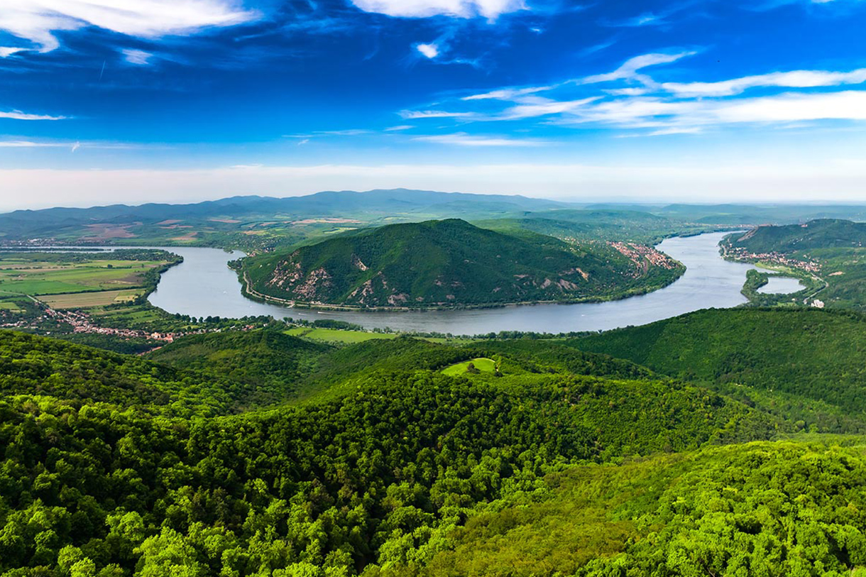 Discover the Allure of Hungary for a romantic escape!