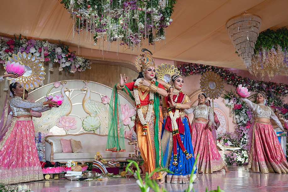 Krisshiya and Vishnu Aadit