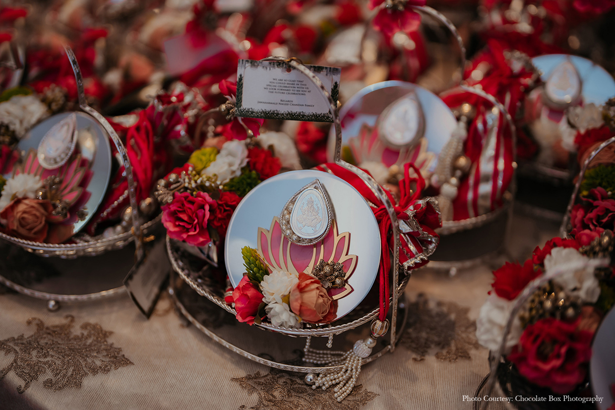 Nikhil and Himanshi, Chennai