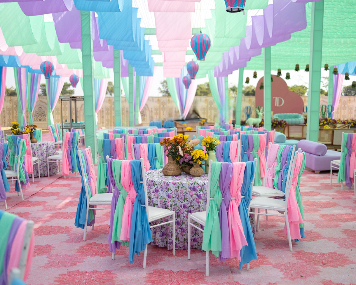 Tanisha and Dev - Decor - Showman Events