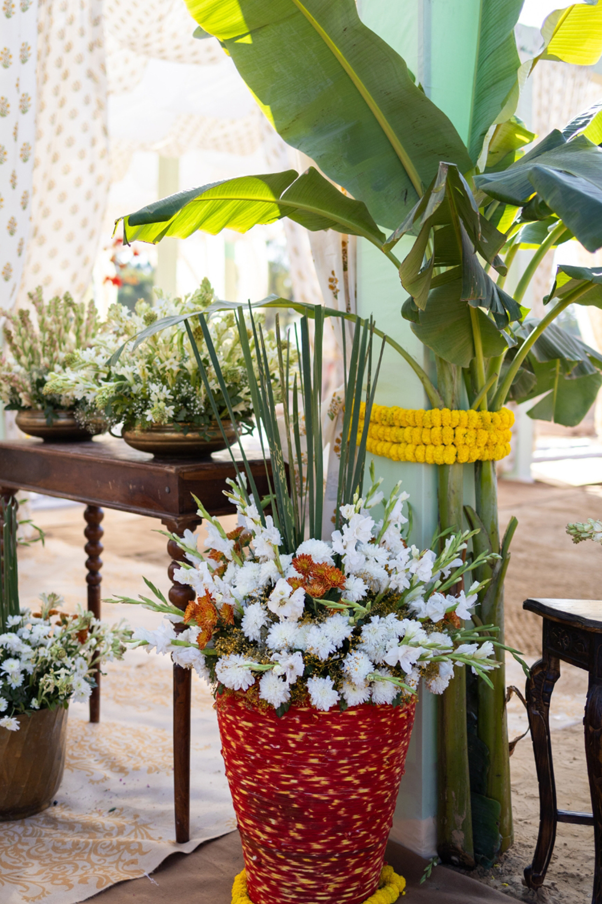 Tanisha and Dev - Decor - Showman Events