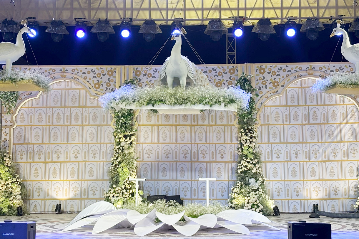 Yash Agarwal and Ayushi Tibrewala