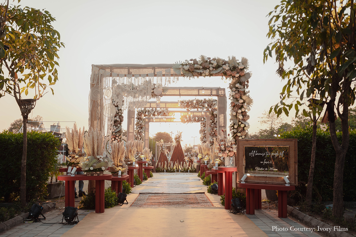 This intimate outdoor wedding was the perfect blend of trendy and traditional