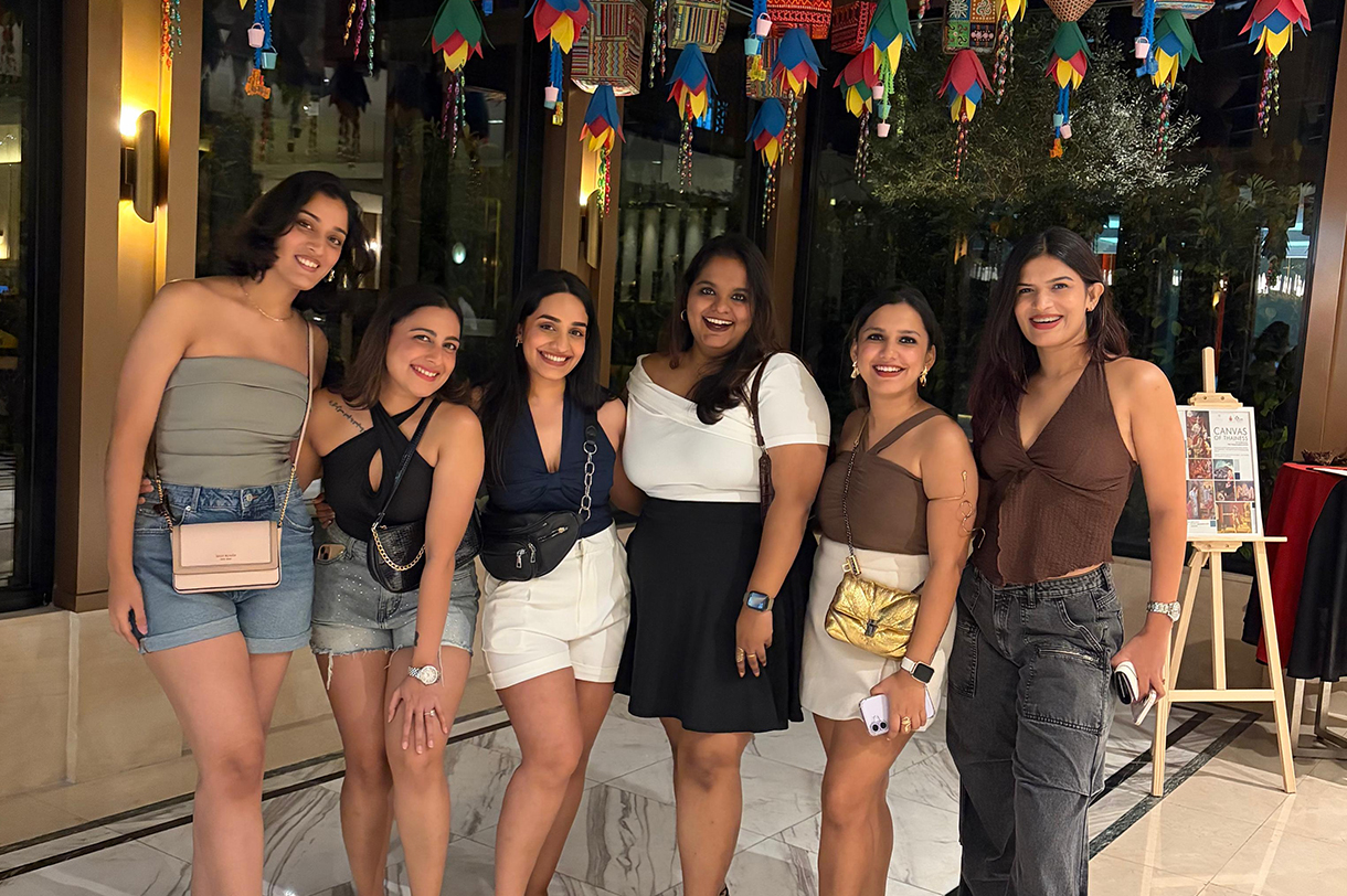 Bridesmaids - Roma's Bahelorette