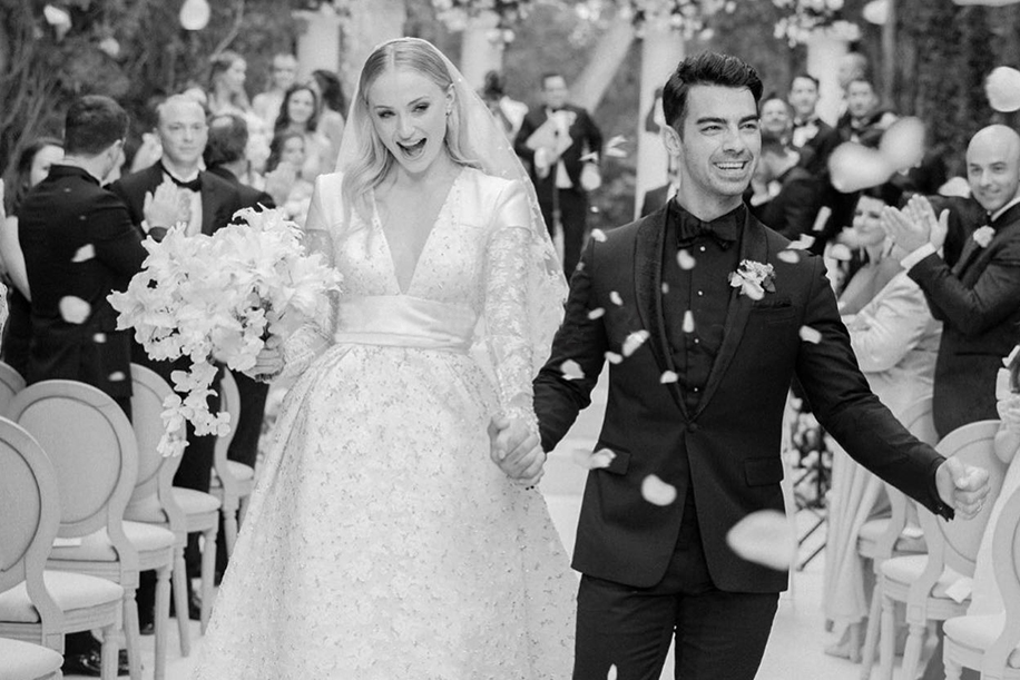 This Classic Couple Tied the Knot at Joe Jonas and Sophie Turner's Wedding  Venue and It Is STUNNING