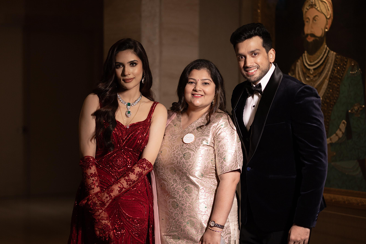 Tarini Kalingarayar and Kalidas Jayaram, Kerala