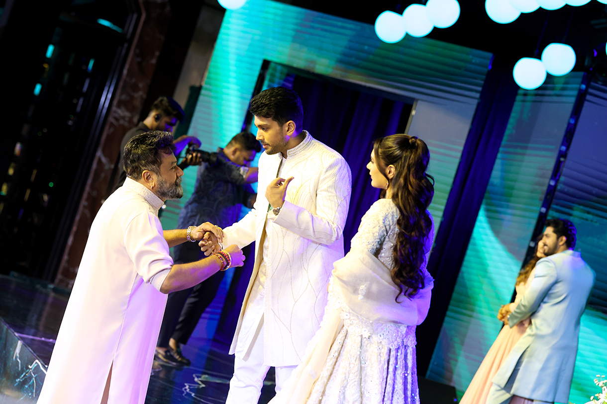 Tarini Kalingarayar and Kalidas Jayaram, Kerala