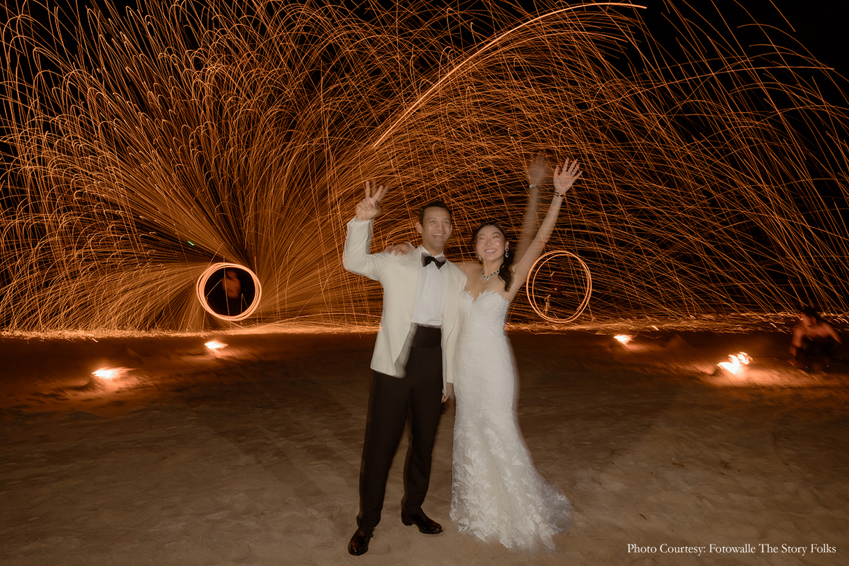 Annie and Rahul, Thailand