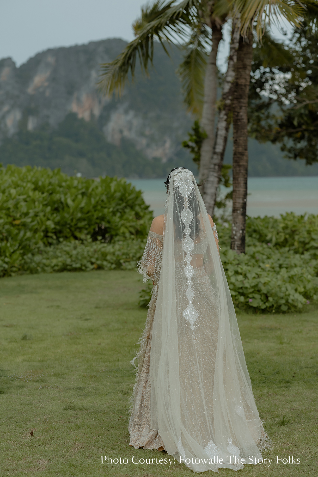 Annie and Rahul, Thailand