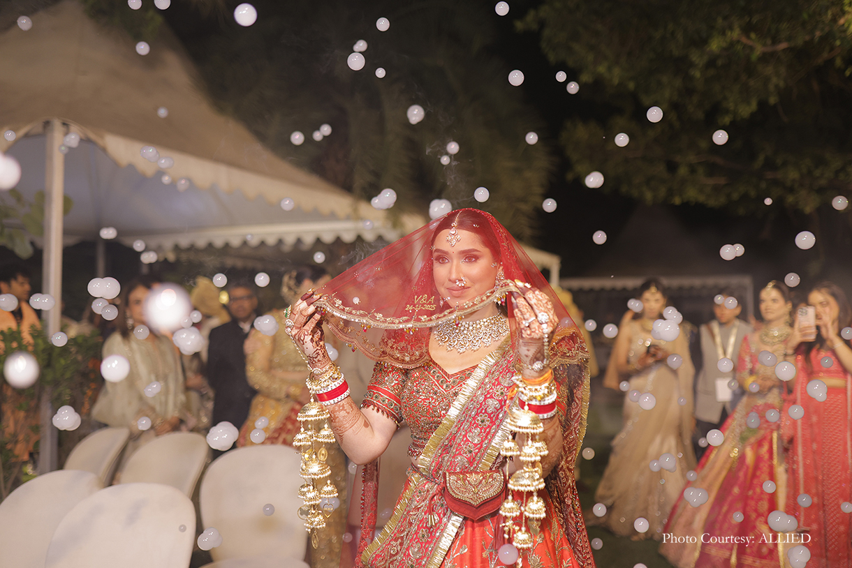 Asna Oberoi and Vedant MorBagh, New Delhi