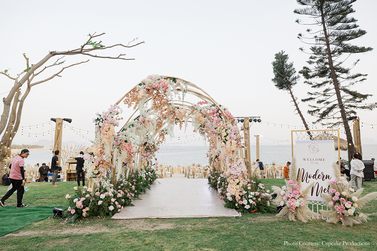 Palak Gupta and Parichay Swarup, Vietnam