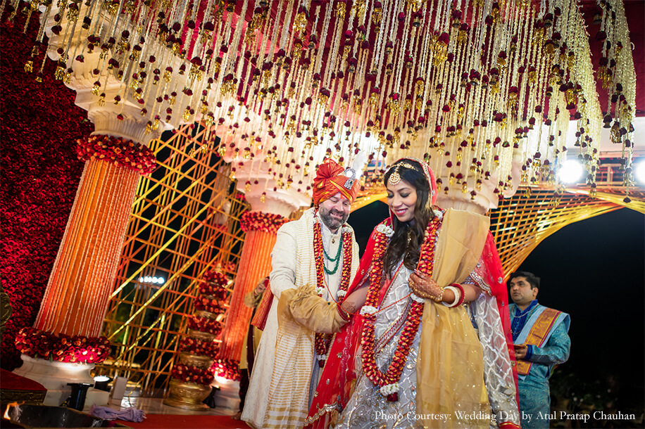 Shwetambari and James