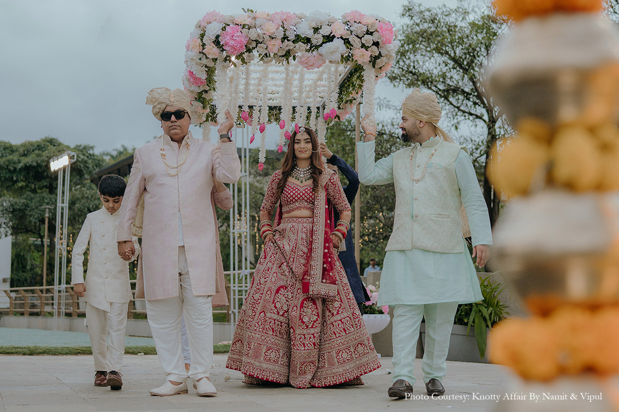 Roshni Mehboobani and Geoffrey Shaw, Pune