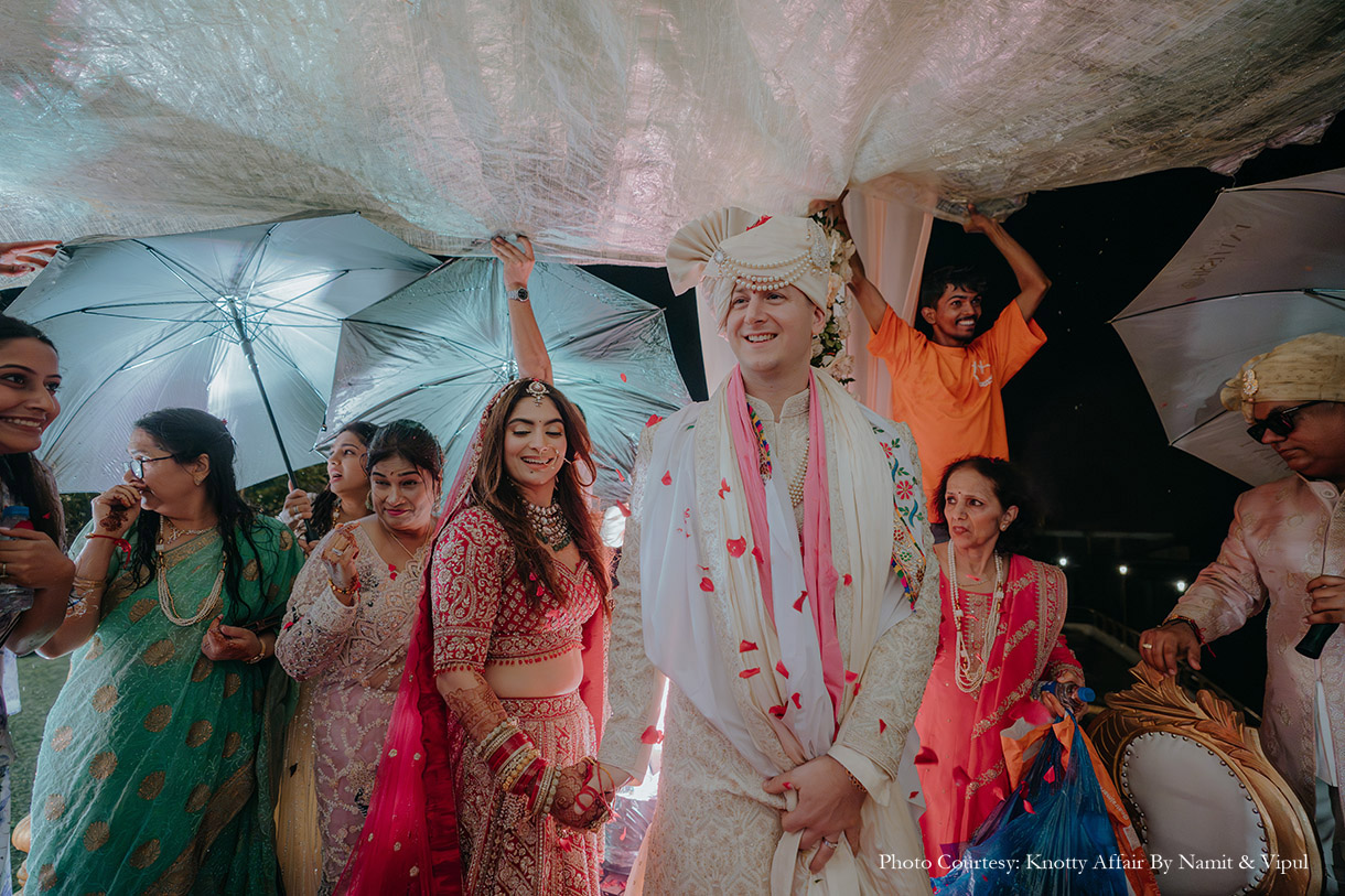 Roshni Mehboobani and Geoffrey Shaw, Pune