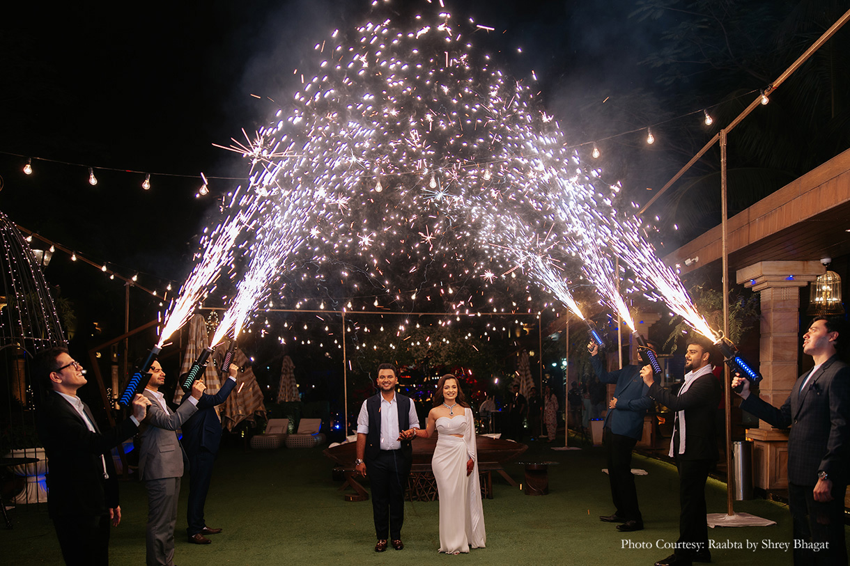 Aashvi and Akash, Lonavala