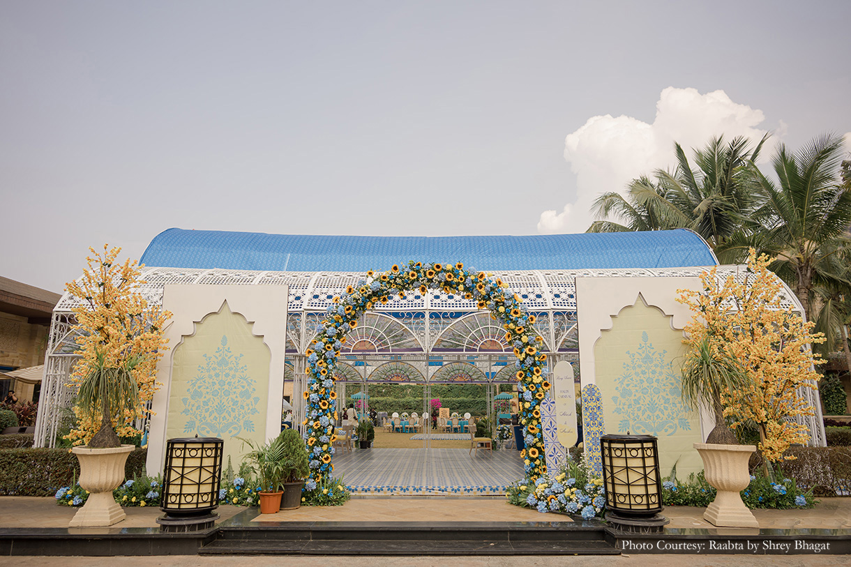 Aashvi and Akash, Lonavala