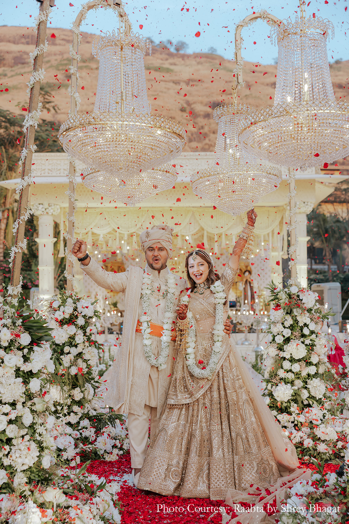 Aashvi and Akash, Lonavala