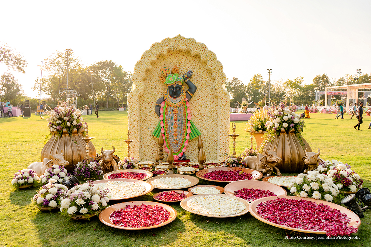 Aayushi Purohit and Keshav Parikh, Ahmedabad