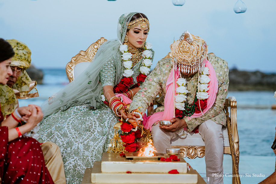 Akanksha and Karan, Mexico Akanksha and Karan, Mexico