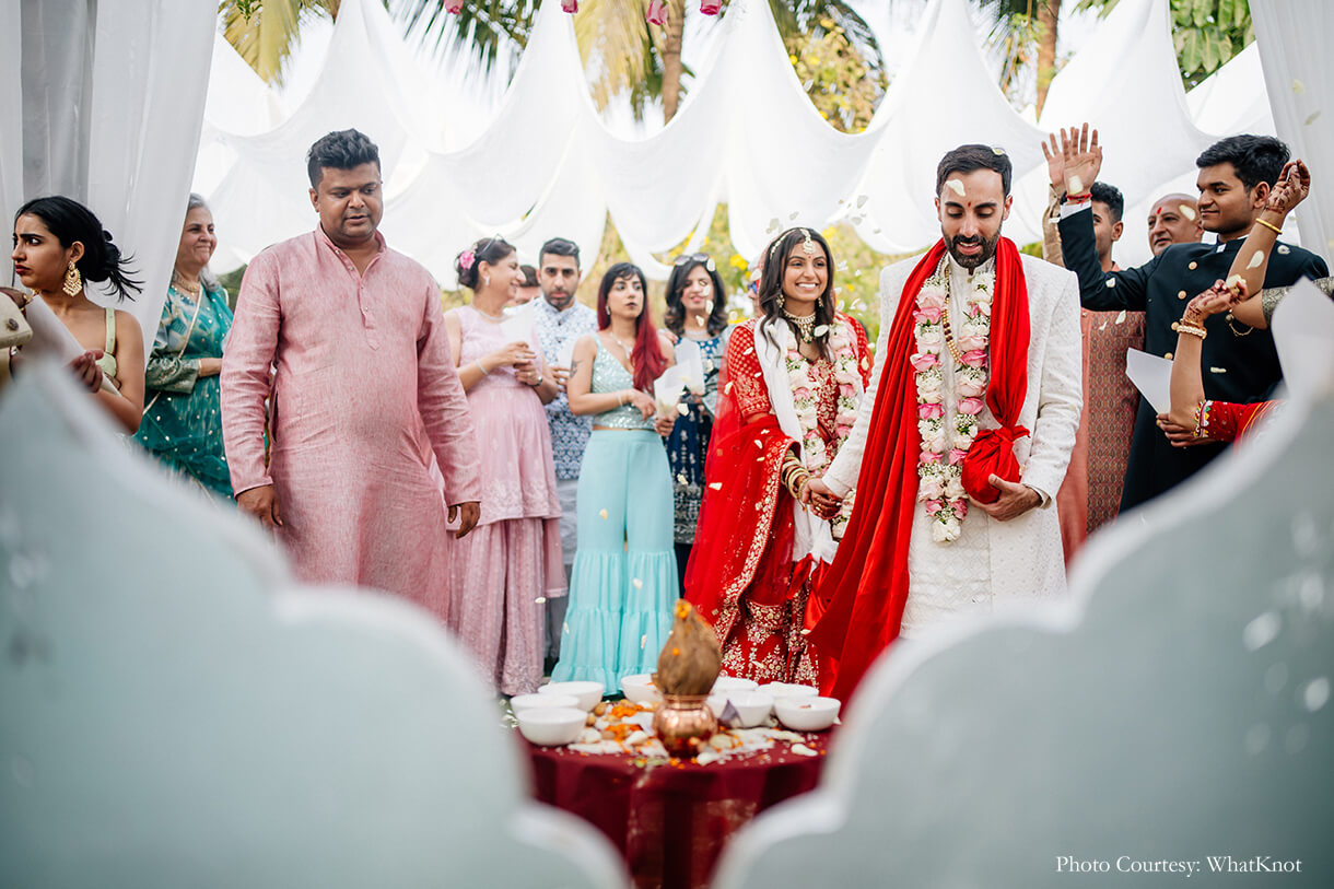 Avni and Roshan, The Mansion House, Alibaug