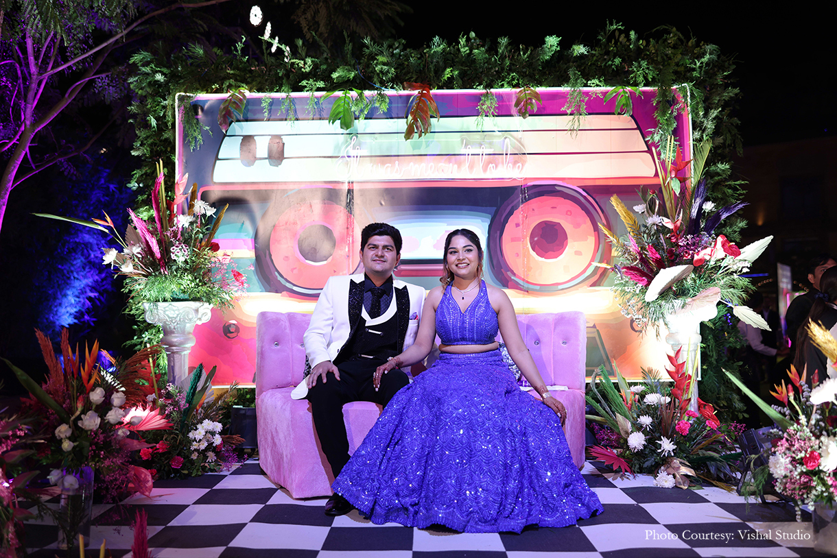 Bhakti and Vishnu, Lonavala