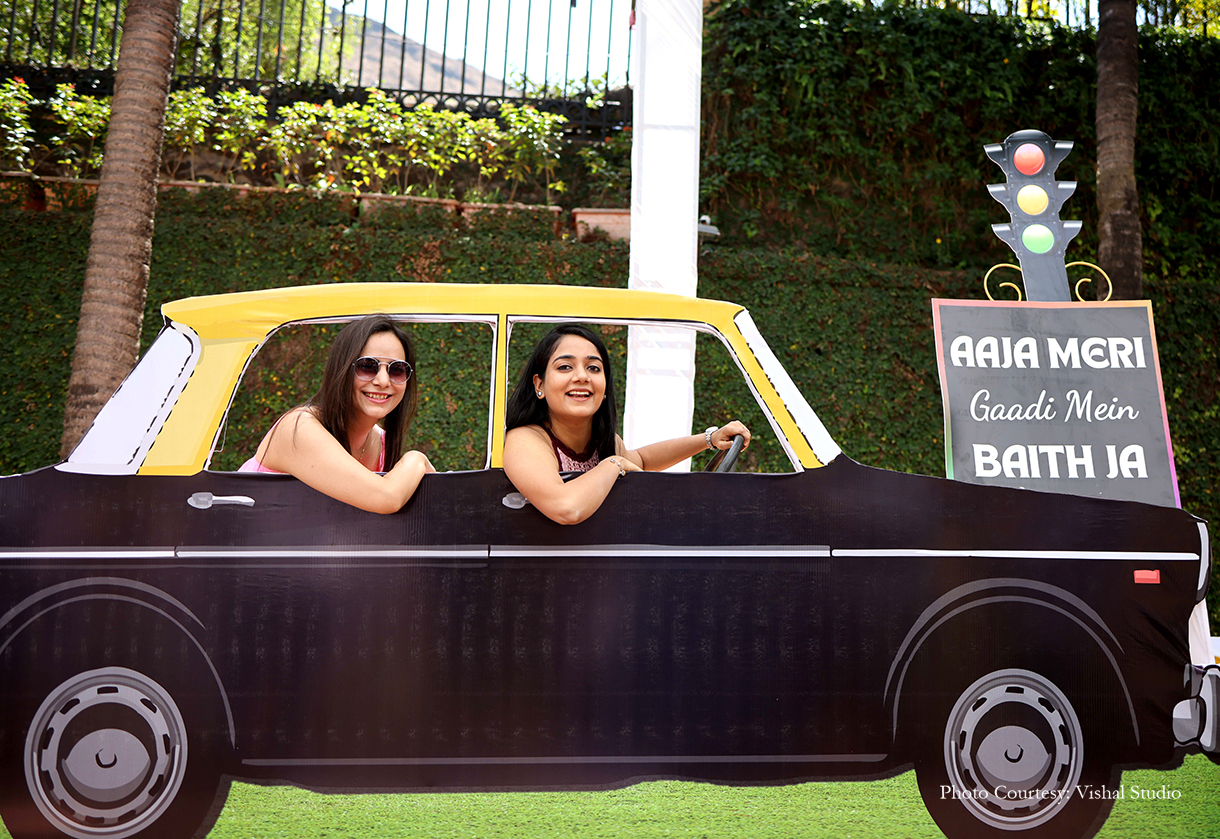 Bhakti and Vishnu, Lonavala