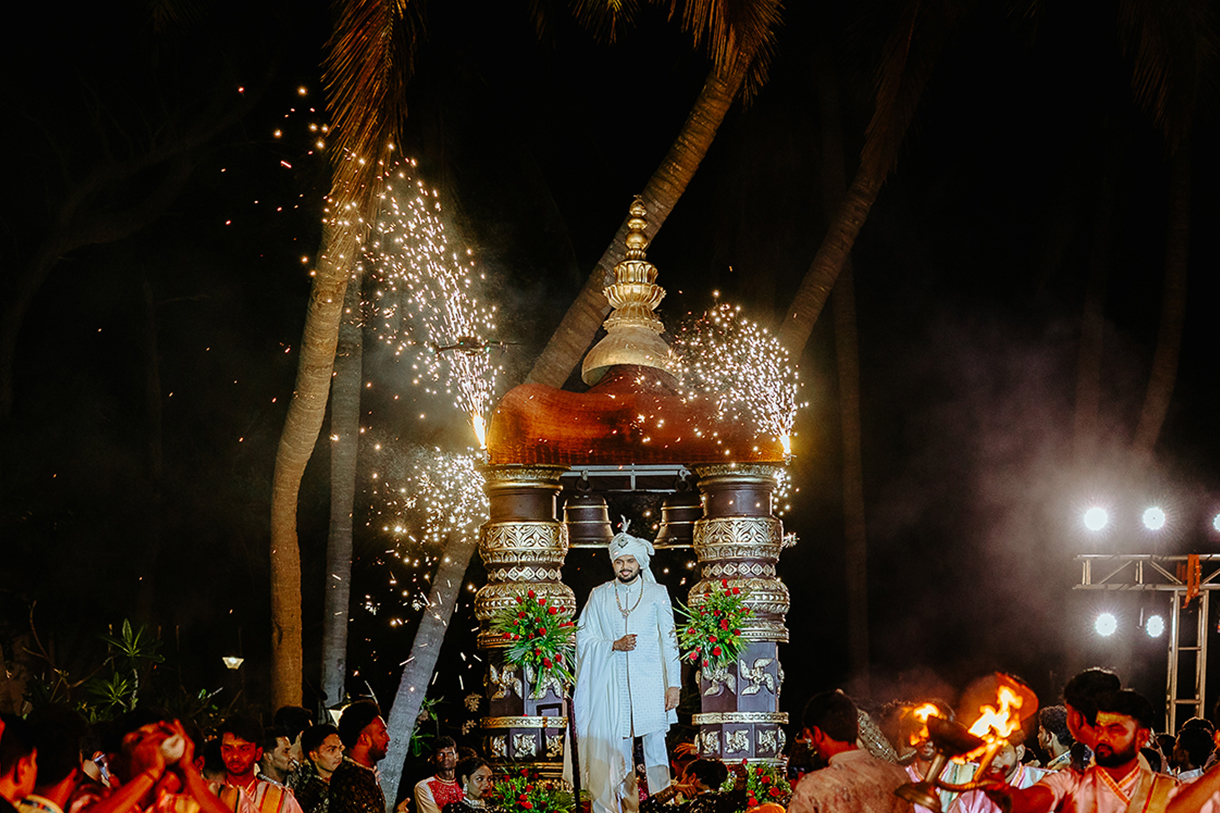 Darshini and Sourabh, Mamallapuram