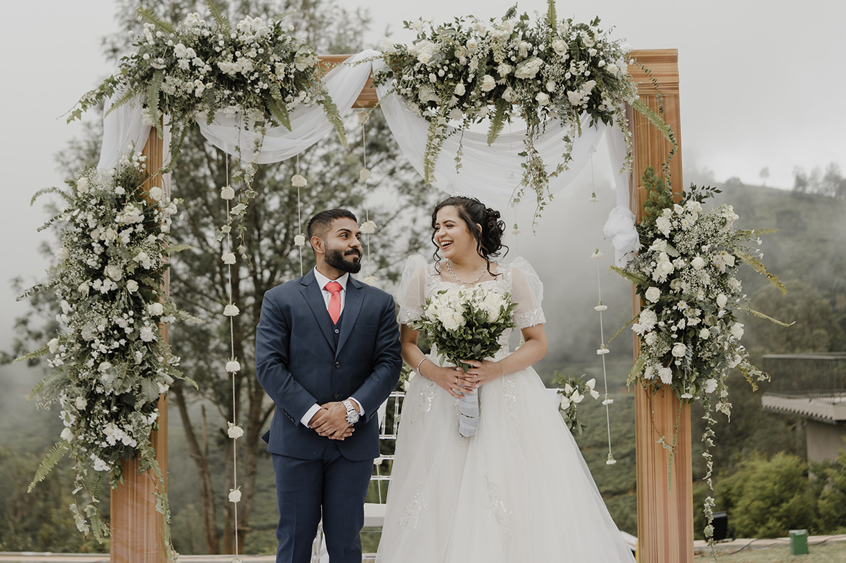 Dinah and Adil, Ayatana, Ooty