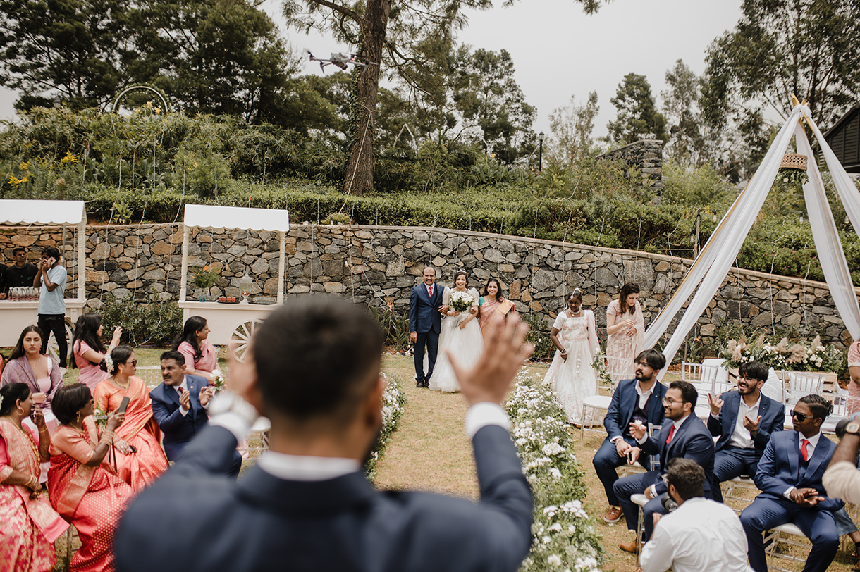 Dinah and Adil, Ayatana, Ooty