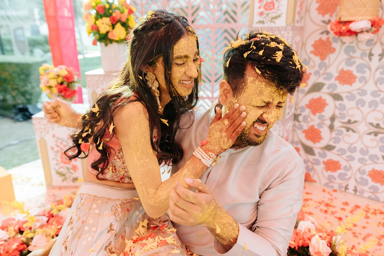 Falak and Aksh, Dubai