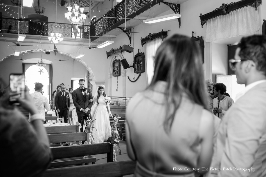 Robin and Lianne, Riva Beach Resort, Goa