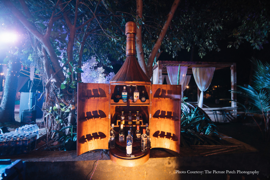 Robin and Lianne, Riva Beach Resort, Goa