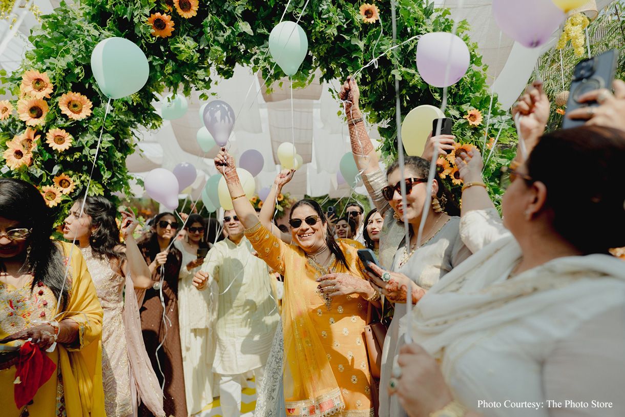 Phaguni and Abhishek, Lonavala
