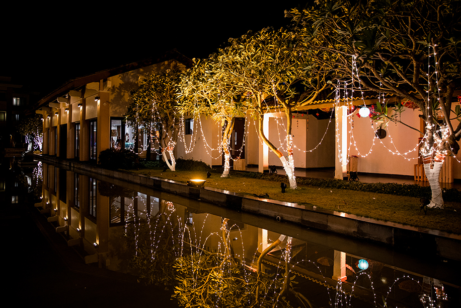 Sameeksha Madan and Tanmay Arora, Radisson Blu Resort & Spa, Alibaug