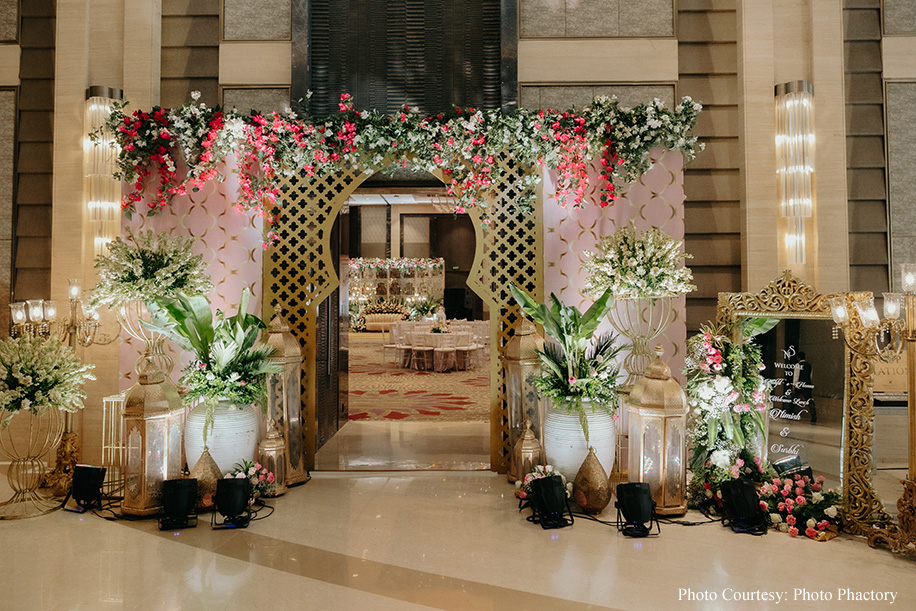 Surbhi Garg and Nimish Gupta, JW Marriott Sahar, Mumbai