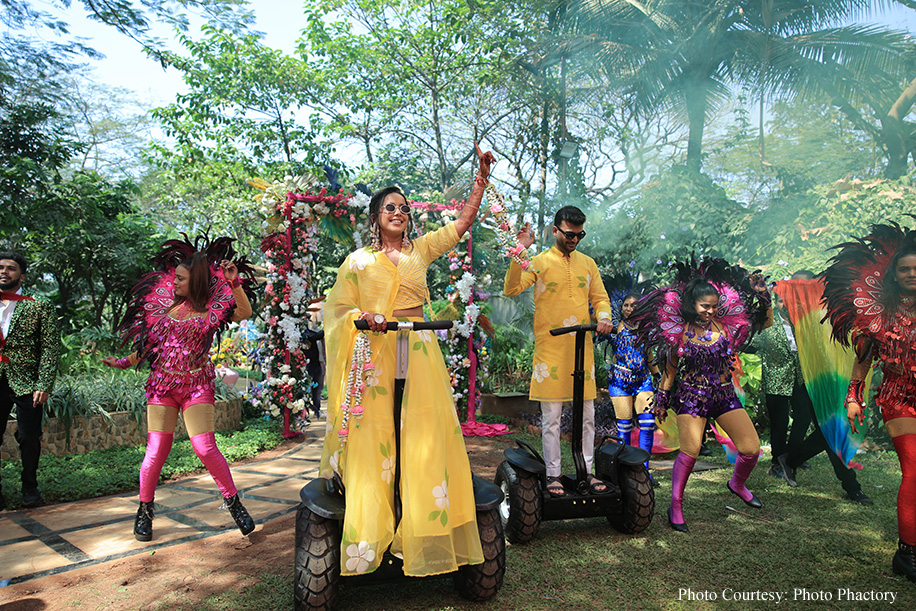 Surbhi Garg and Nimish Gupta, JW Marriott Sahar, Mumbai