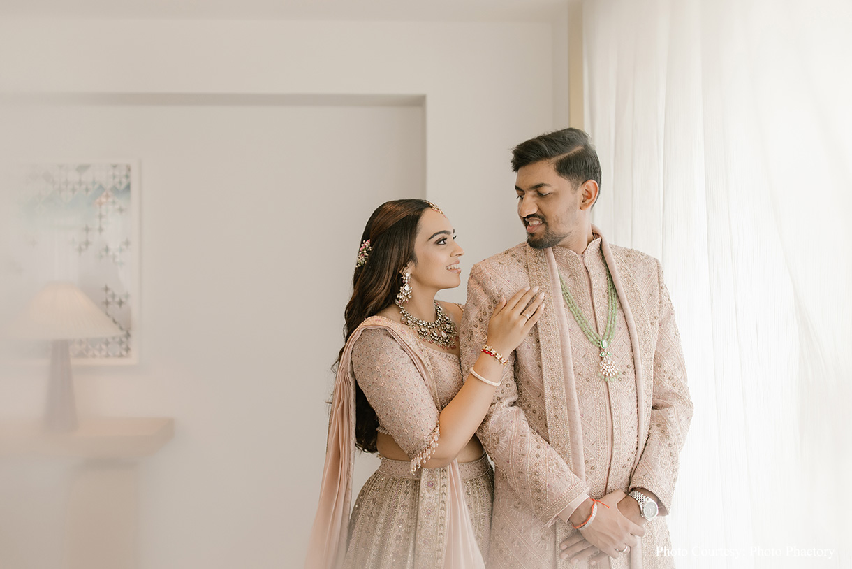 Twinkle and Rahul,  Mumbai