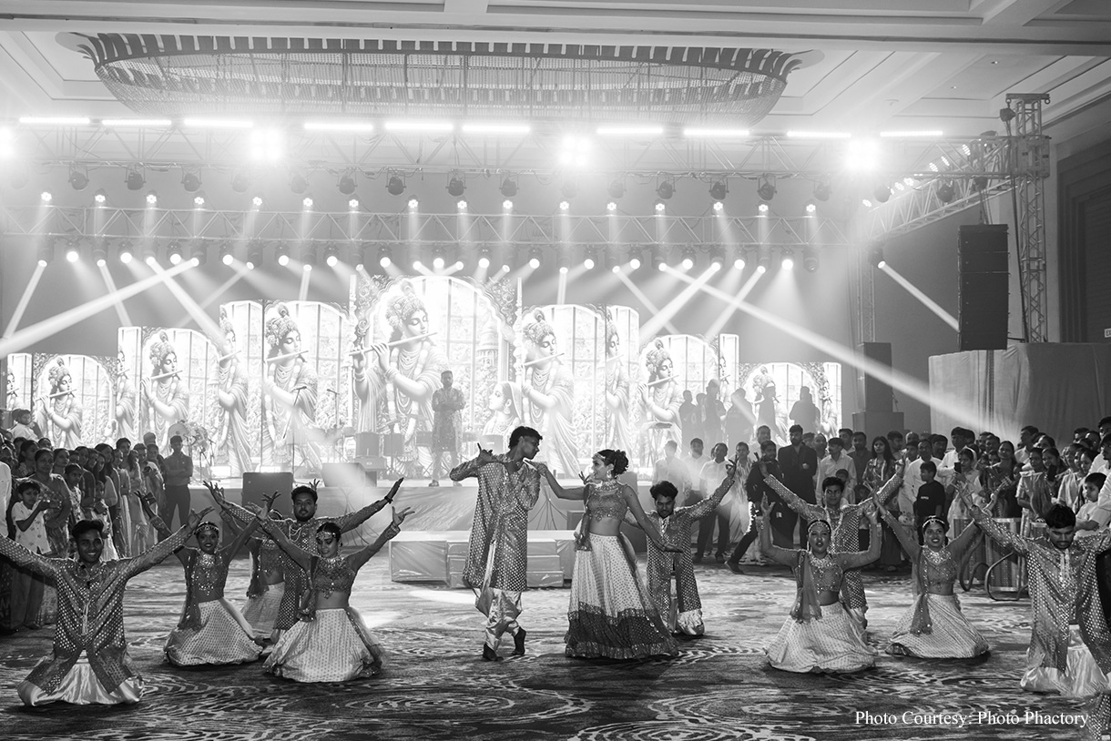 Twinkle and Rahul,  Mumbai