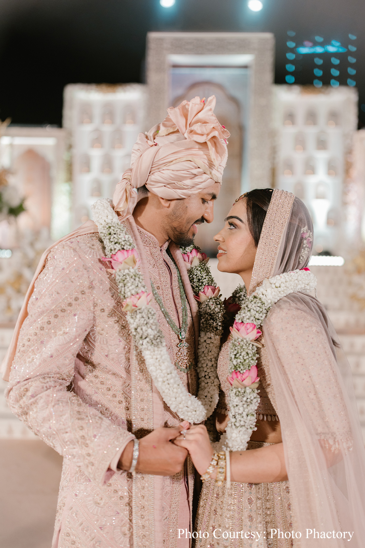 Twinkle and Rahul,  Mumbai